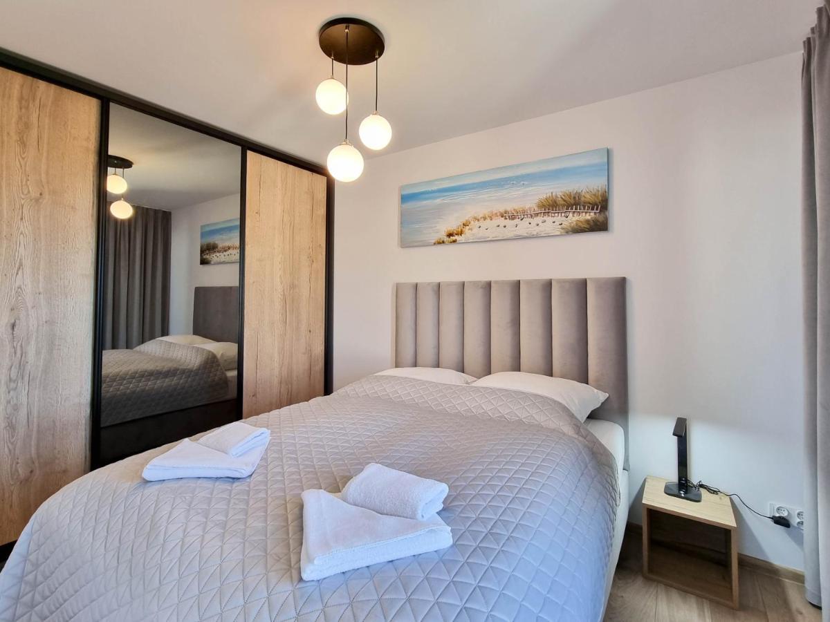 Visit Baltic - Sun Towers -2 Sypialnie - Parking Inklusive Apartment Swinoujscie Bagian luar foto