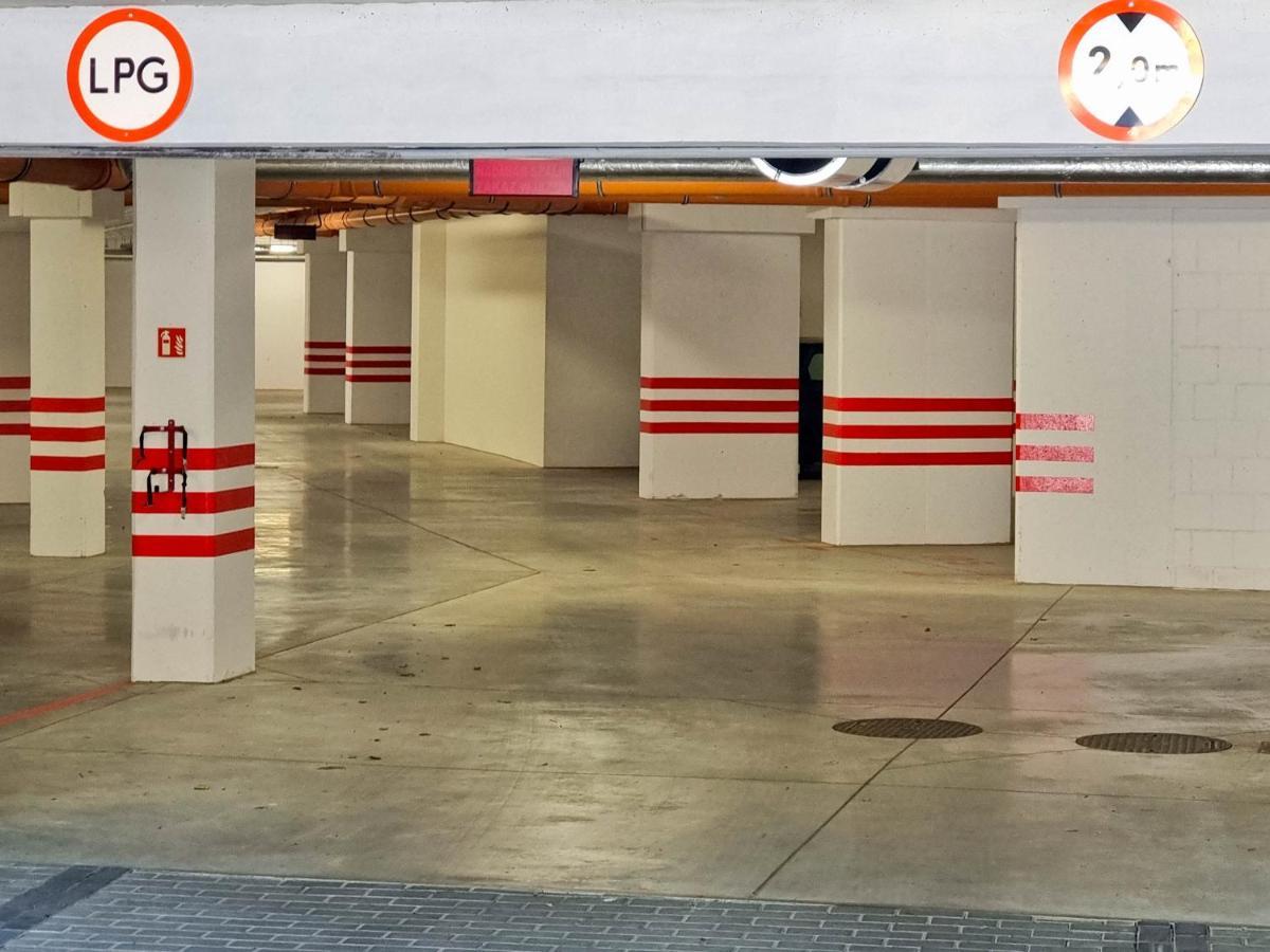 Visit Baltic - Sun Towers -2 Sypialnie - Parking Inklusive Apartment Swinoujscie Bagian luar foto