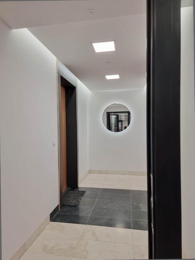 Visit Baltic - Sun Towers -2 Sypialnie - Parking Inklusive Apartment Swinoujscie Bagian luar foto