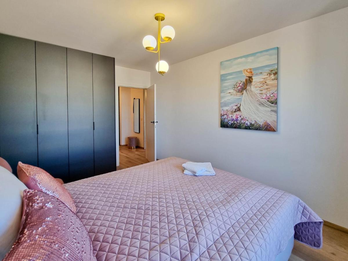 Visit Baltic - Sun Towers -2 Sypialnie - Parking Inklusive Apartment Swinoujscie Bagian luar foto