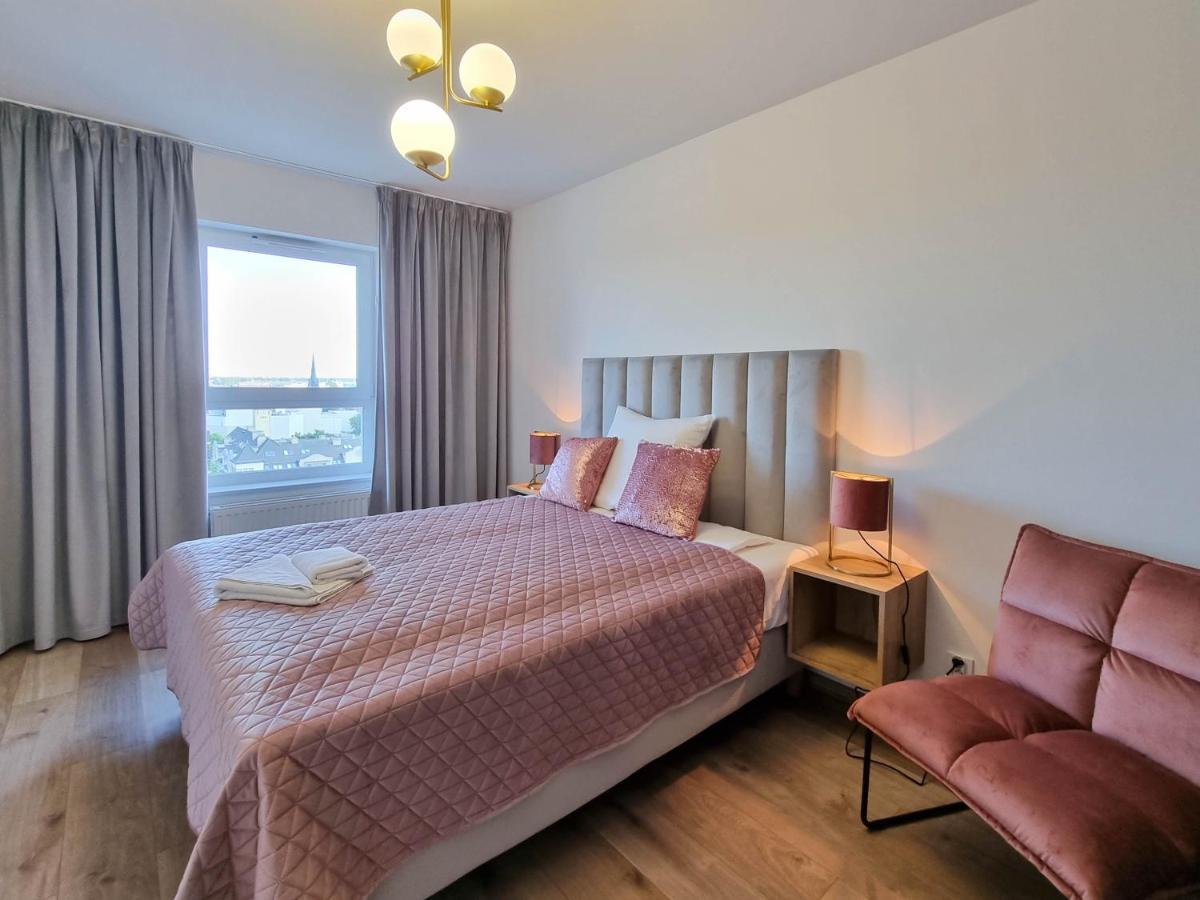 Visit Baltic - Sun Towers -2 Sypialnie - Parking Inklusive Apartment Swinoujscie Bagian luar foto